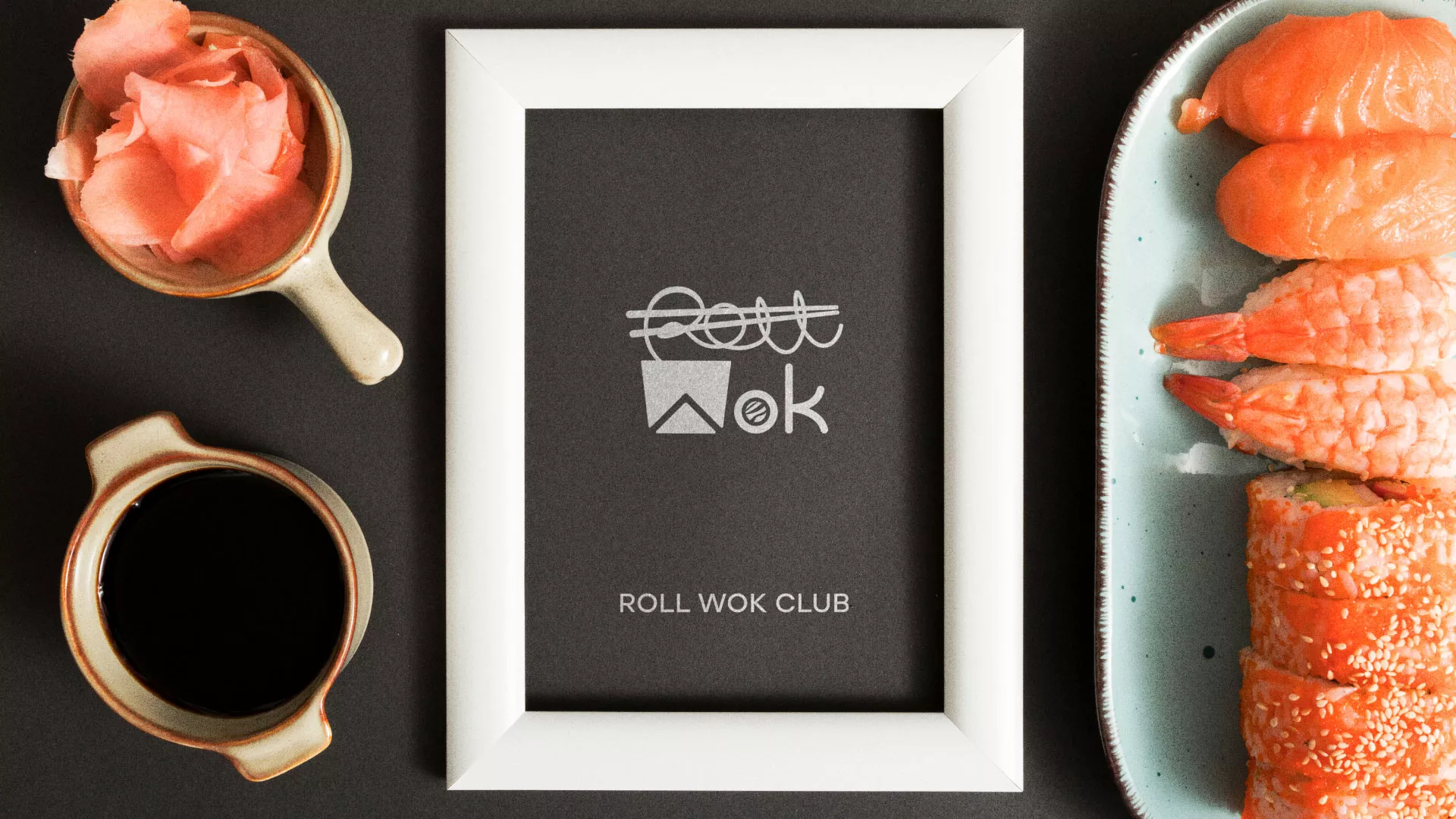 Разработка логотипа суши-бара «Roll Wok Club» в Сертолово